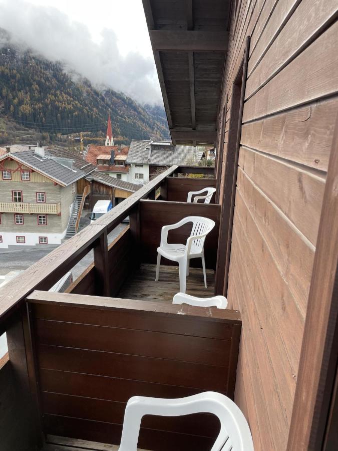 Arlbergsun Hotel Pettneu am Arlberg Exterior photo