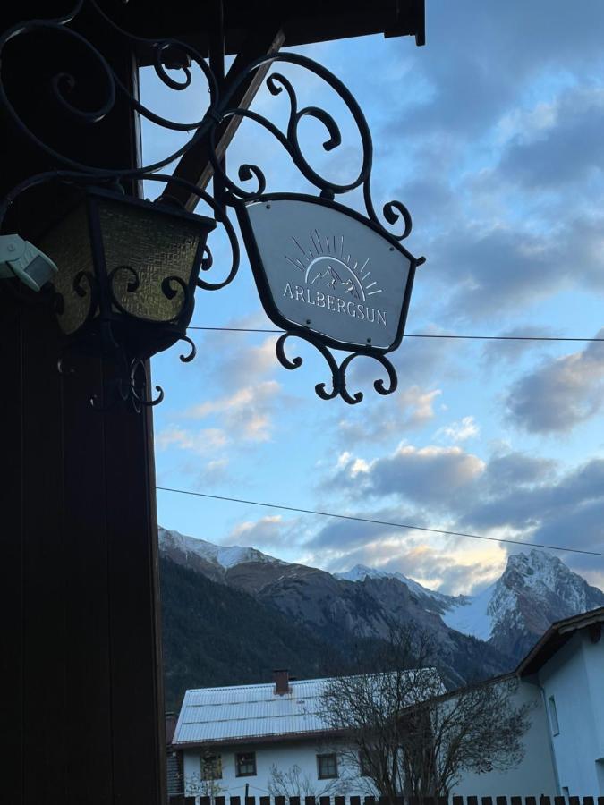 Arlbergsun Hotel Pettneu am Arlberg Exterior photo